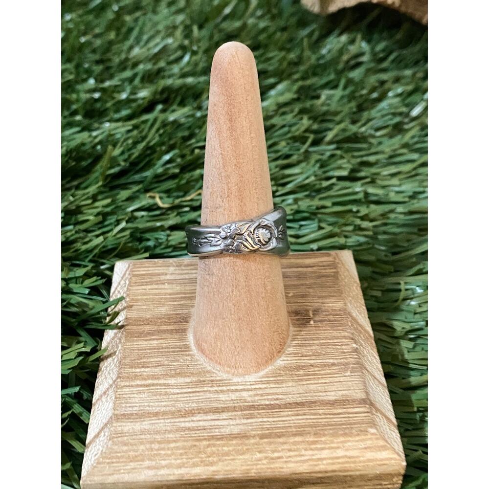 Ring size 9